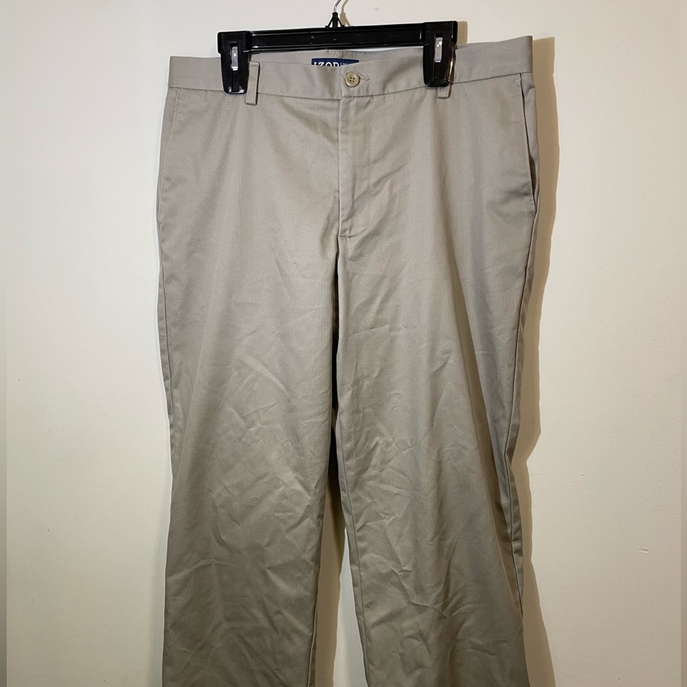 IZOD pants Men’s Chino Straight Fit Tan Size 36X30 cotton breathable Like New